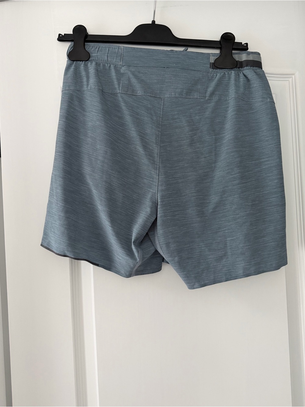 Lululemon Barry’s Bootcamp Surge Lined Running Shorts Men’s M - Picture 4 of 9